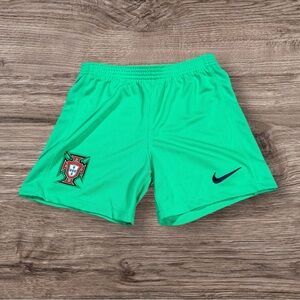 NWOT Portuguese Football Federation All Green Kids Shorts Size Medium‎ Nike